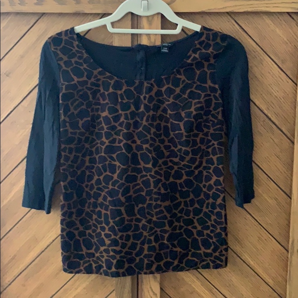 Ann Taylor 3/4 printed top - petite!